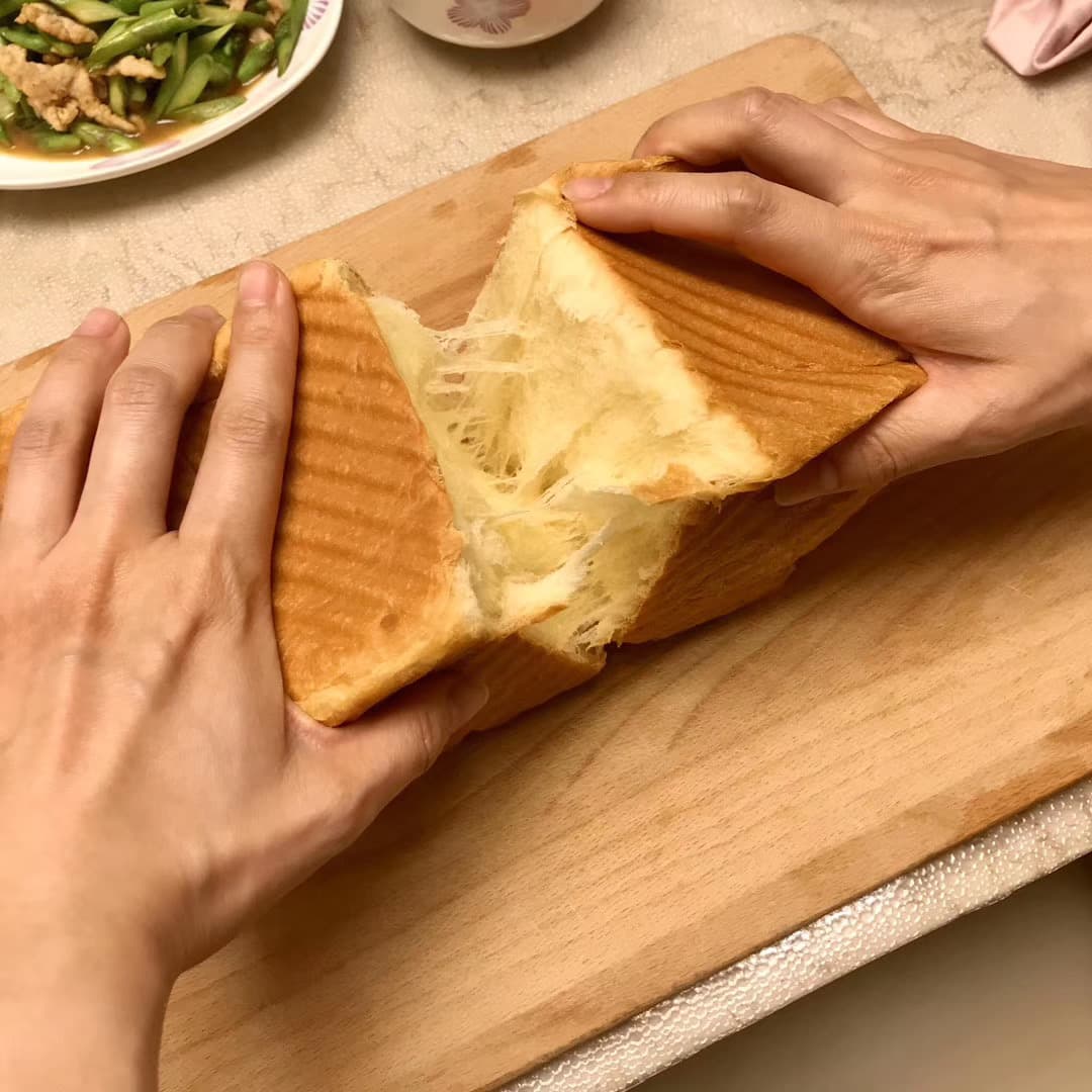 黄金手撕吐司 - 细节展示